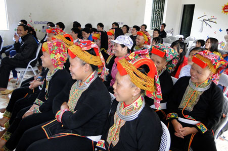 ยกระดับจิตสำนึกเกี่ยวกับการผสมผสานเข้ากับกระแสโลกให้แก่ชนกลุ่มน้อย